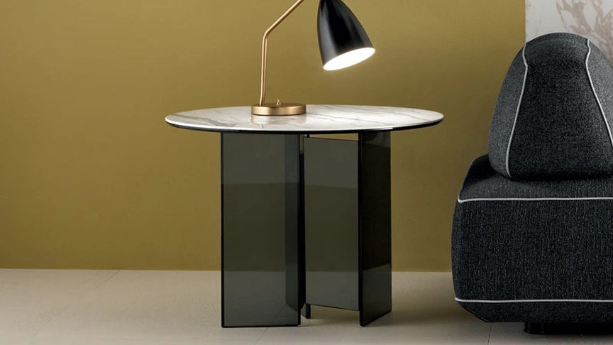 Tavolino Metropolis Fianco Divano di Tonelli