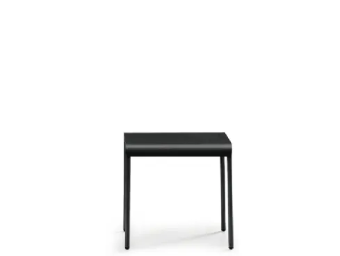 Tavolino in metallo stile industrial Ola CT 45 di Midj