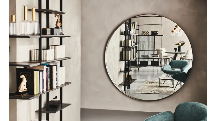 Specchio Wish Magnum da parete in cristallo specchiato con cornice in acciaio verniciato goffrato di Cattelan Italia