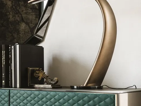 Lampada da tavolo Mamba in poliuretano verniciato di Cattelan Italia
