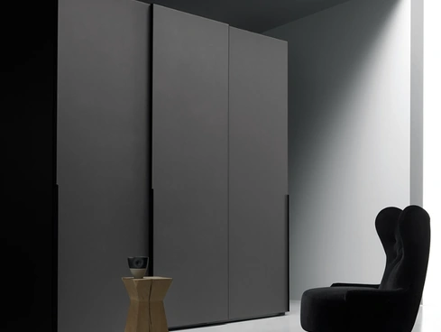 Armadio con ante scorrevoli Aria Profilo di Kristalia