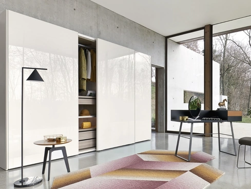 Armadio Breccia Scorrevole in laccato lucido di Sangiacomo