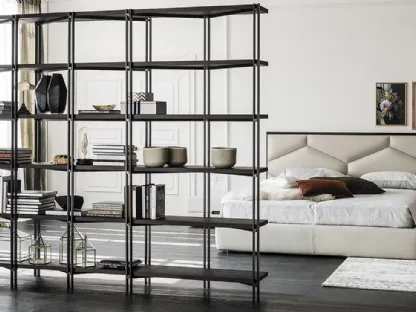Libreria divisoria in metallo con ripiani in legno Hudson di Cattelan Italia