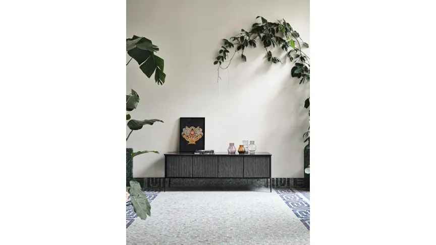 Madia Lea H73 in legno rivestita in tessuto con top in ceramica di Midj