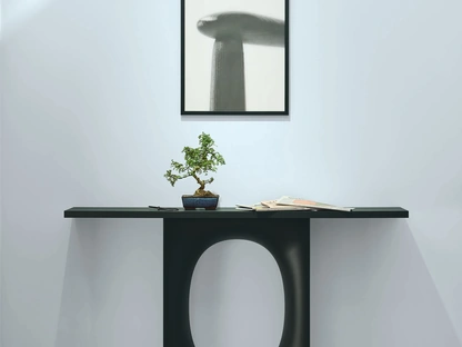 Mobile ingresso Consolle Holo di Kristalia