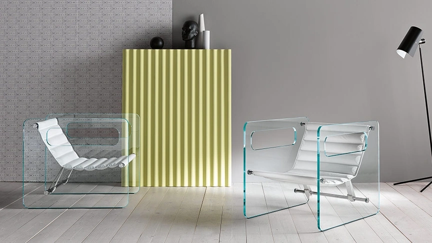 Poltrona con seduta regolabile in pelle e struttura in vetro Naked di Tonelli