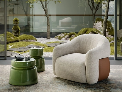 Poltrona in tessuto con dettaglio in pelle sul retro Baldwin Turn di Cattelan Italia