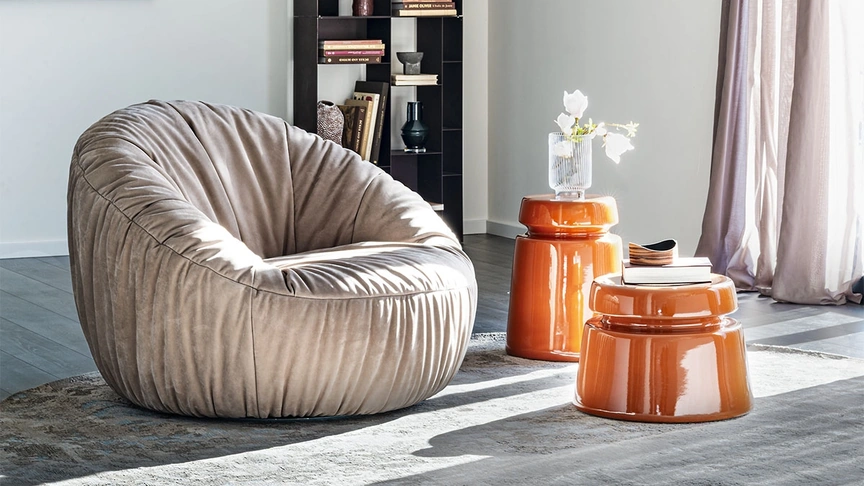 Poltrona imbottita Peggy Turn di Cattelan Italia