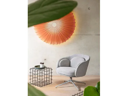 Poltrona Sunset Armchair in tessuto imbottito di Saba