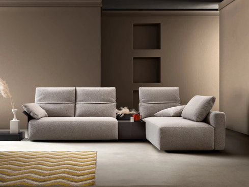 Divano Relax in tessuto con penisola Deep Real Hit di Samoa