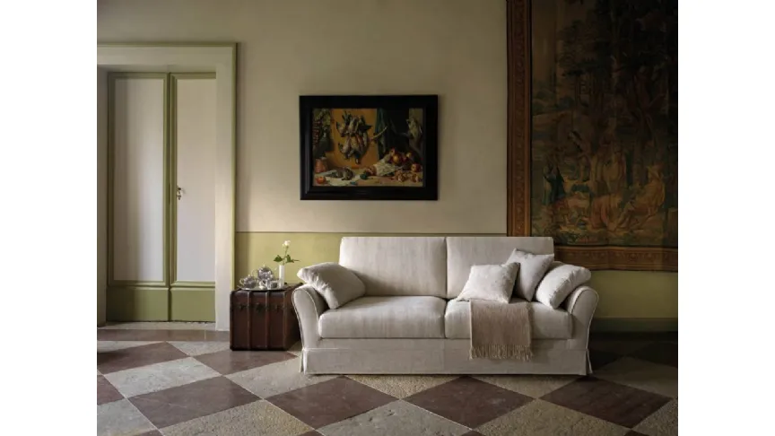 Divano classico lineare in tessuto Diva di Samoa