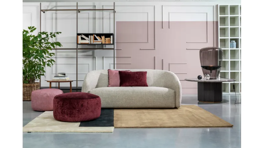 Divano lineare Globe di Flexteam
