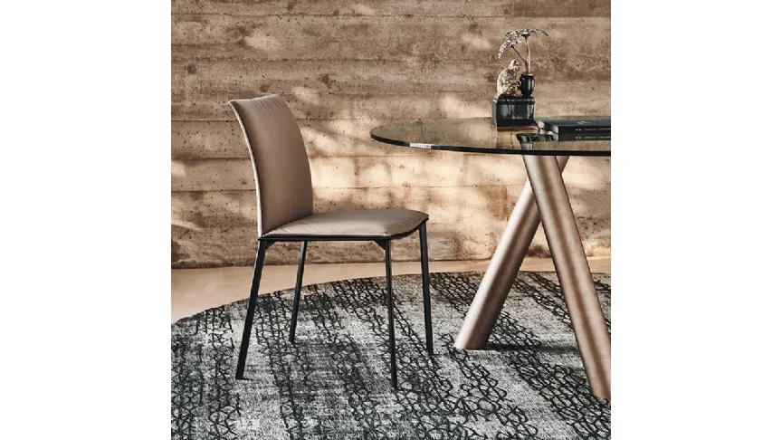 Sedia in pelle con schienale leggermente curvato Rita di Cattelan Italia