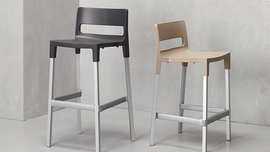 Sgabello in tecnopolimero Divo di Scab Design