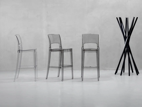 Sgabello in policarbonato Isy Antishock di Scab Design