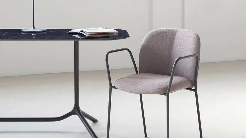 Sedia Mentha Pop in tessuto imbottito di Scab Design