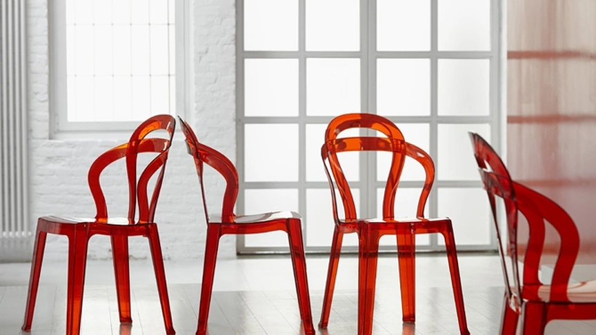 Sedia impilabile in policarbonato Titì di Scab Design