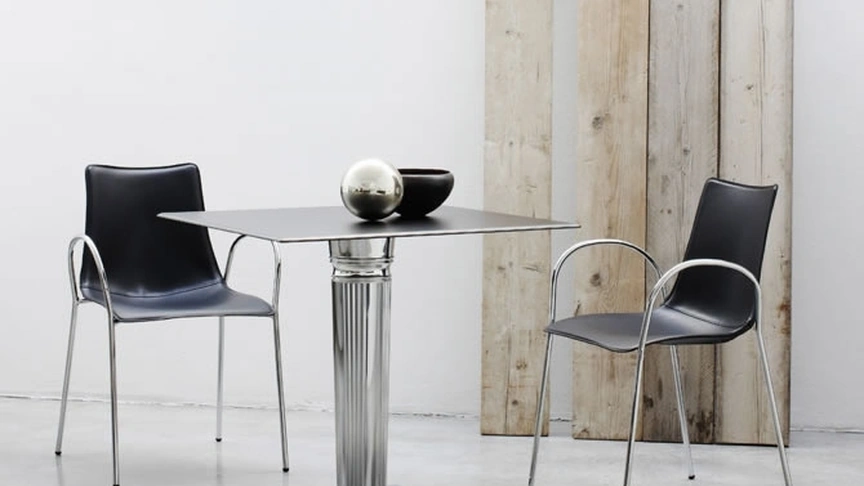 Sedia in pelle Zebra Pop con braccioli di Scab Design