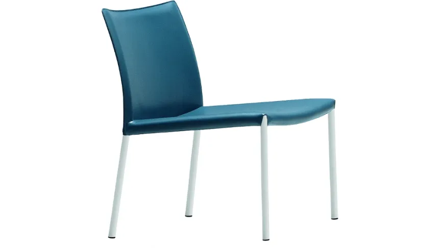 Sedia lounge rivestita in cuoio can gambe in acciaio Nuvola AT M CU di Midj