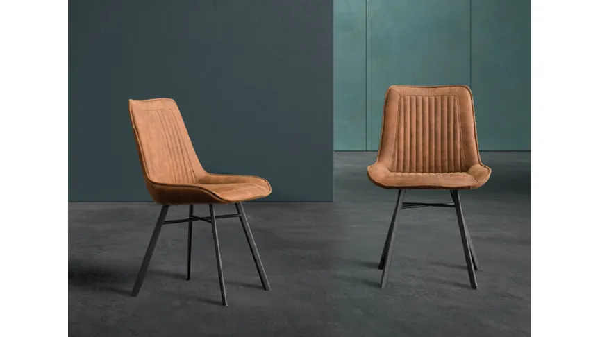 Sedia Sixty in ecopelle con base in ferro di Devina Nais