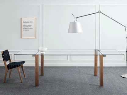 Tavolo allungabile in vetro con gambe rivestite in legno Livingstone di Tonelli