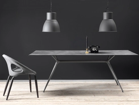 Tavolo Metropolis XL di Scab Design