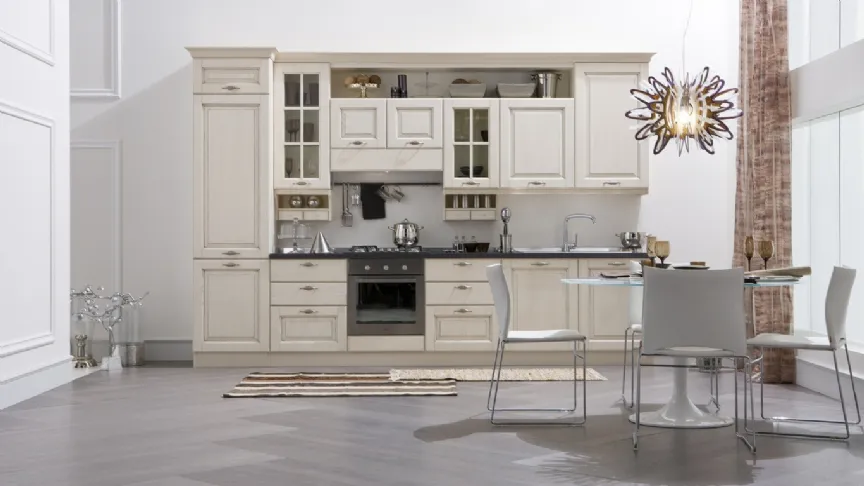 Cucina Classica lineare Memory in legno laccato Bianco antico di Veneta Cucine