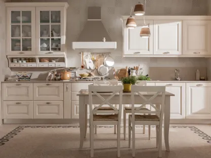 Cucina Classica lineare Memory in legno laccato Bianco antico di Veneta Cucine