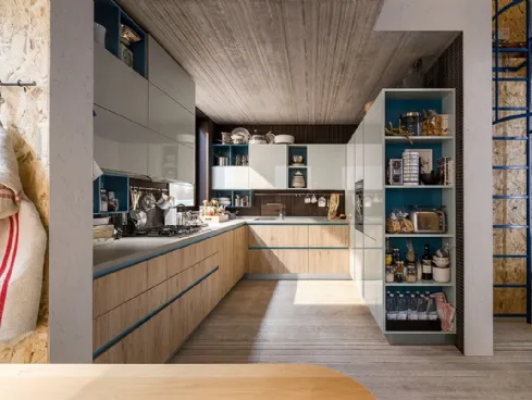 Cucina Moderna Start Time Go angolare in Play Rovere medio e laccato lucido Grigio di Veneta Cucine