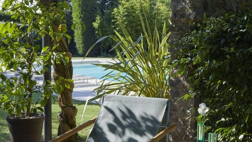 Sdraio Dress Code Smart di Scab Design