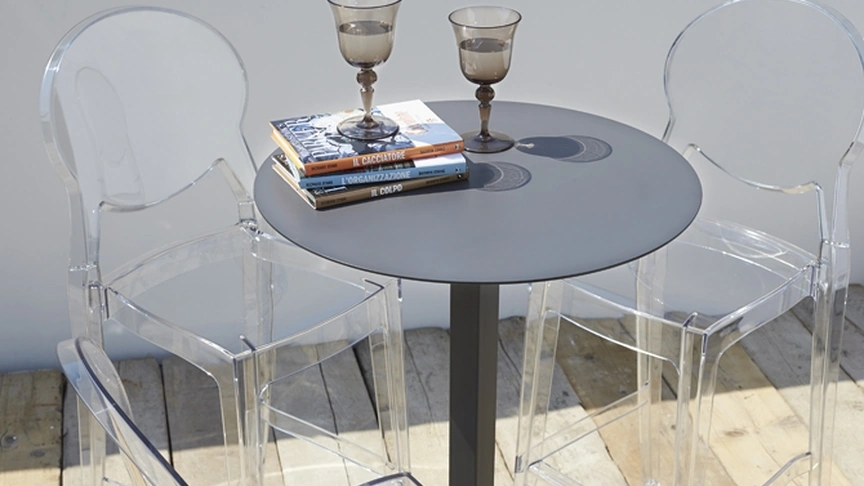 Sgabello in plastica trasparente Igloo di Scab Design