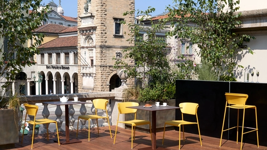 Sedia e sgabello Lisa di Scab Design