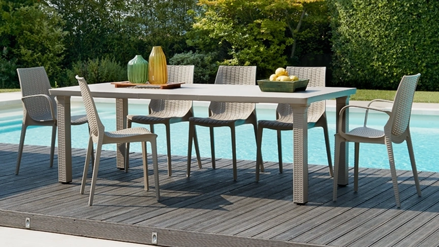 Sedia da giardino impilabile in polipropilene intrecciato Lucrezia di Scab Design