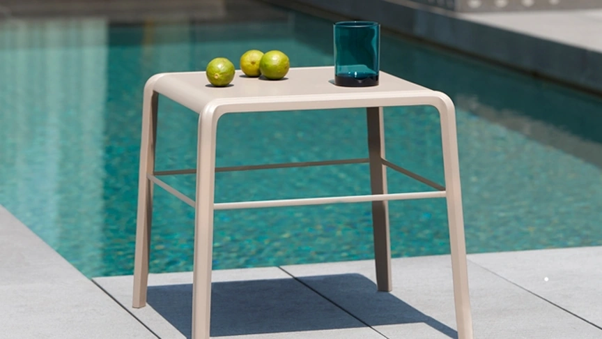 Tavolino da giardino in plastica Side Table Vela di Scab Design