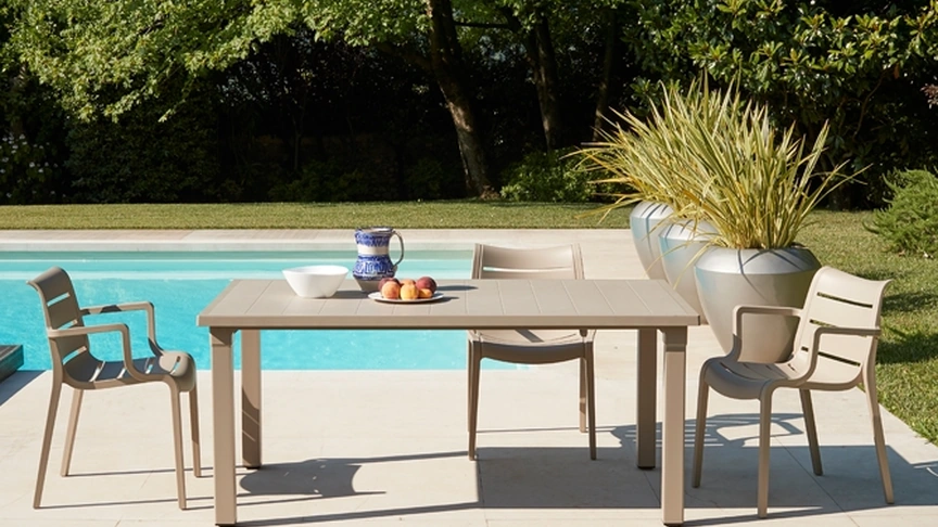 Sedia da esterno con braccioli Sunset di Scab Design