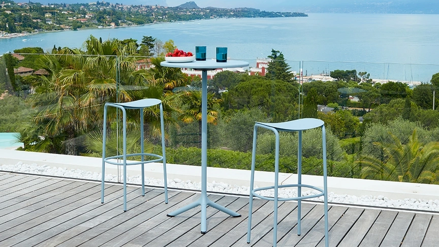 Sgabello in metallo Trick di Scab Design